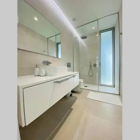 Luxury - New Building With Panoramic Sea View فيلة أذيخي