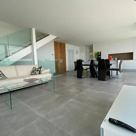 فيلة Luxury - New Building With Panoramic Sea View أذيخي