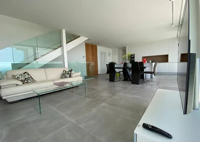 Вілла Luxury - New Building With Panoramic Sea View Адехе